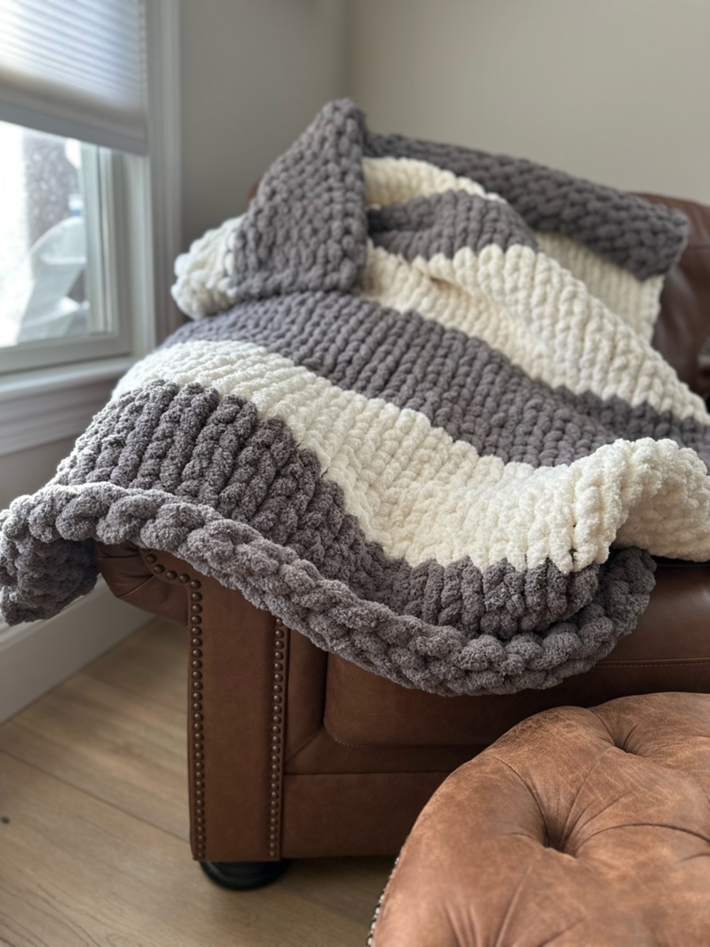 HANDMADE CHUNKY KNIT BLANKETS